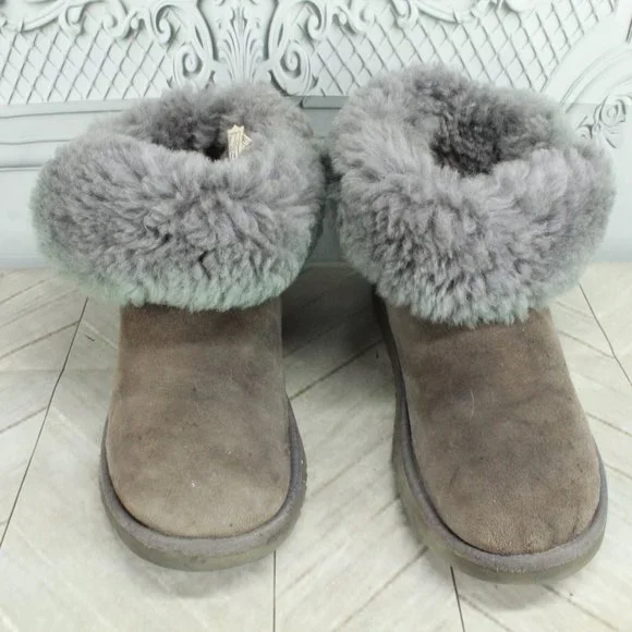 UGG Australia Bailey Brown Suede Lined Button Winter Ankle Boots US 6 - Picture 5 of 9